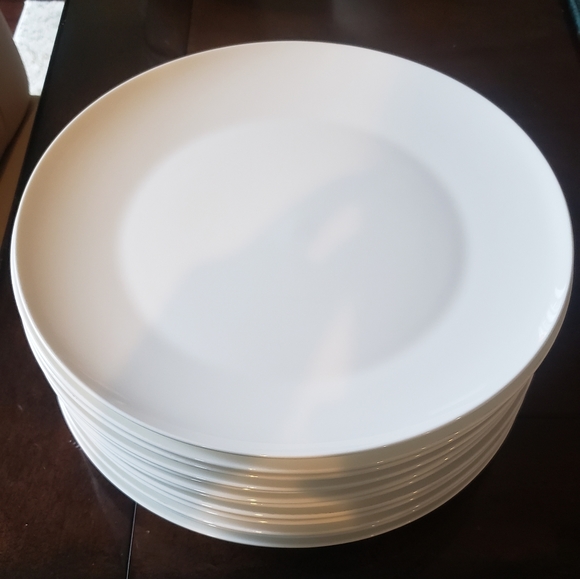 Plates- Set of 12 - Picture 7 of 15
